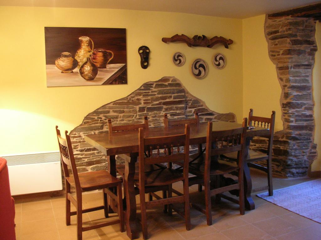 Casas de Outeiro Samos Quarto foto